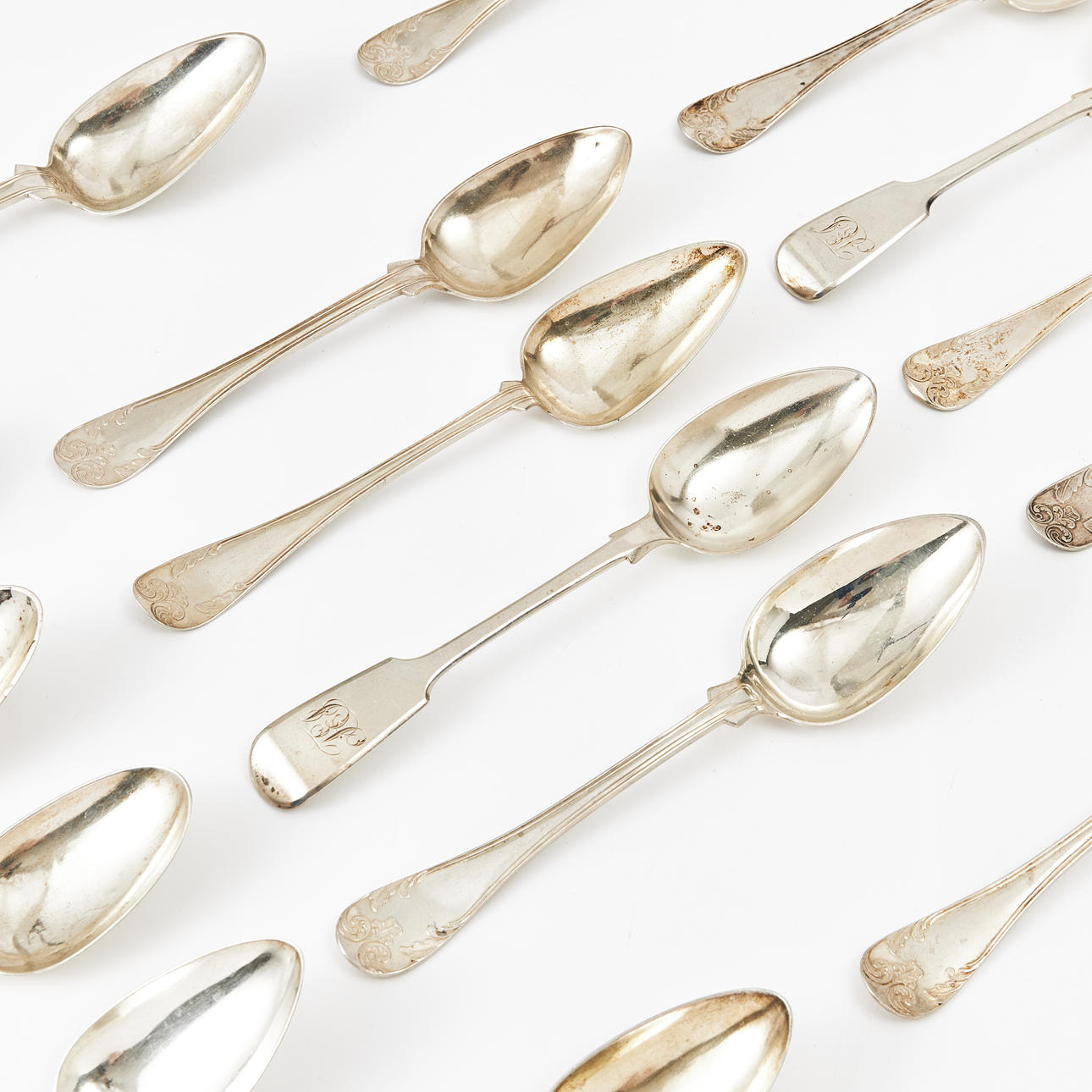 DINING SPOONS, 30 pcs., silver, mostly Sweden model old french.