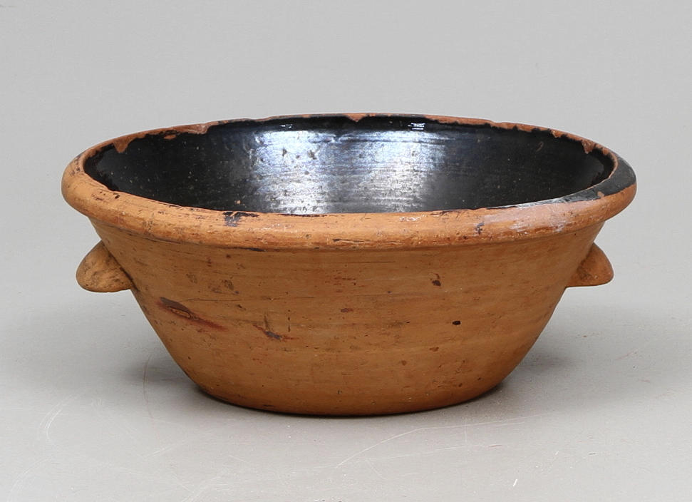 SKÅL, lergods, allmoge.
