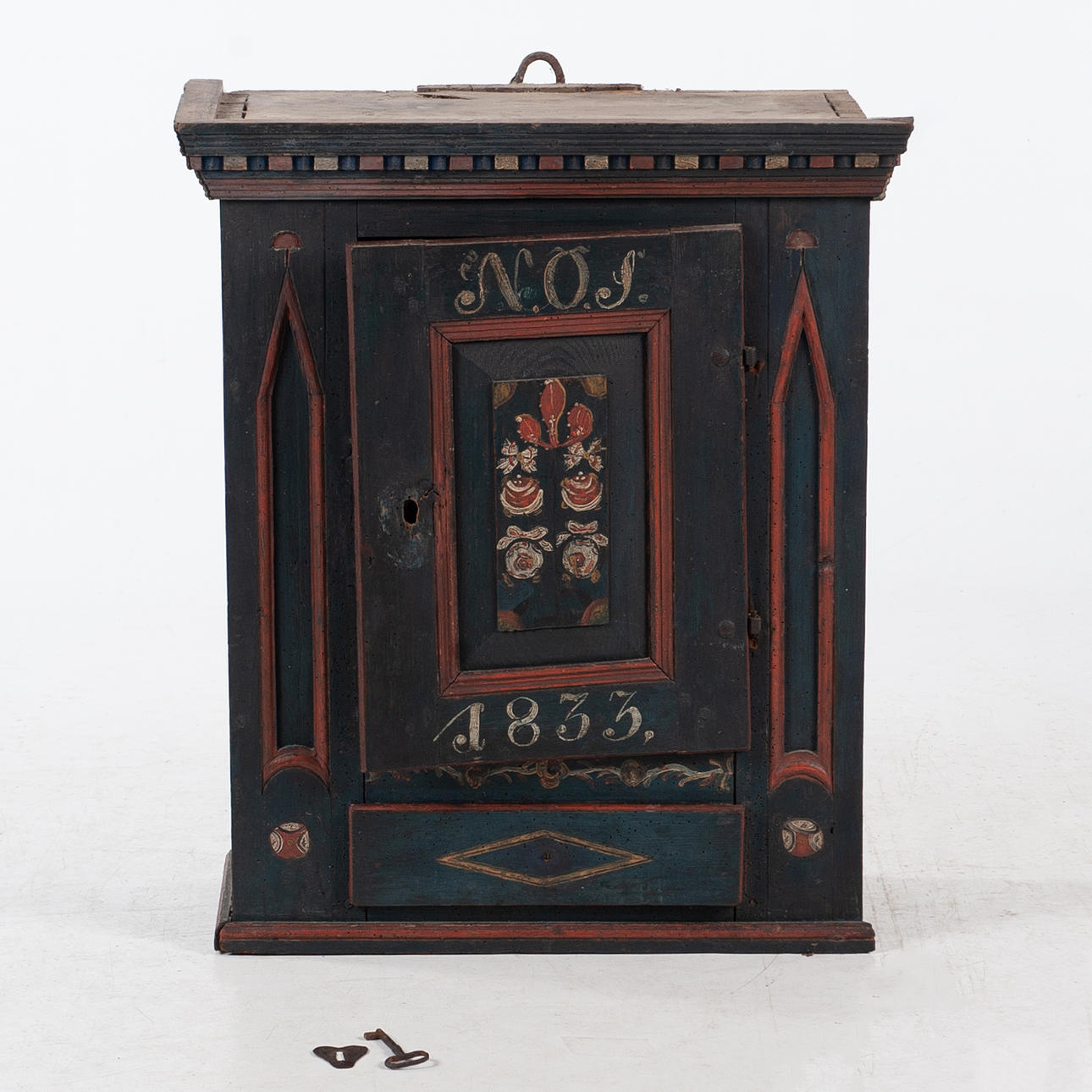 VÄGGSKÅP. Allmoge, anno 1833.