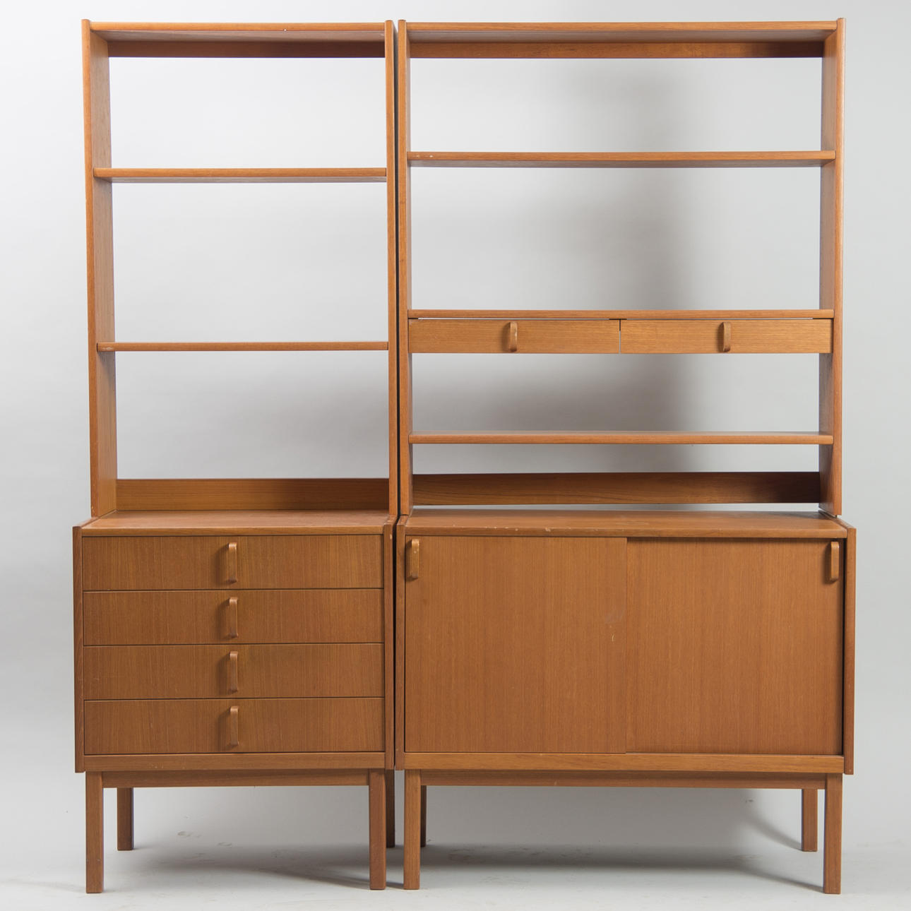 BOKHYLLA, 2 sektioner, teak, Bertil Fridhagen, Bodafors, 1900-talets mitt.