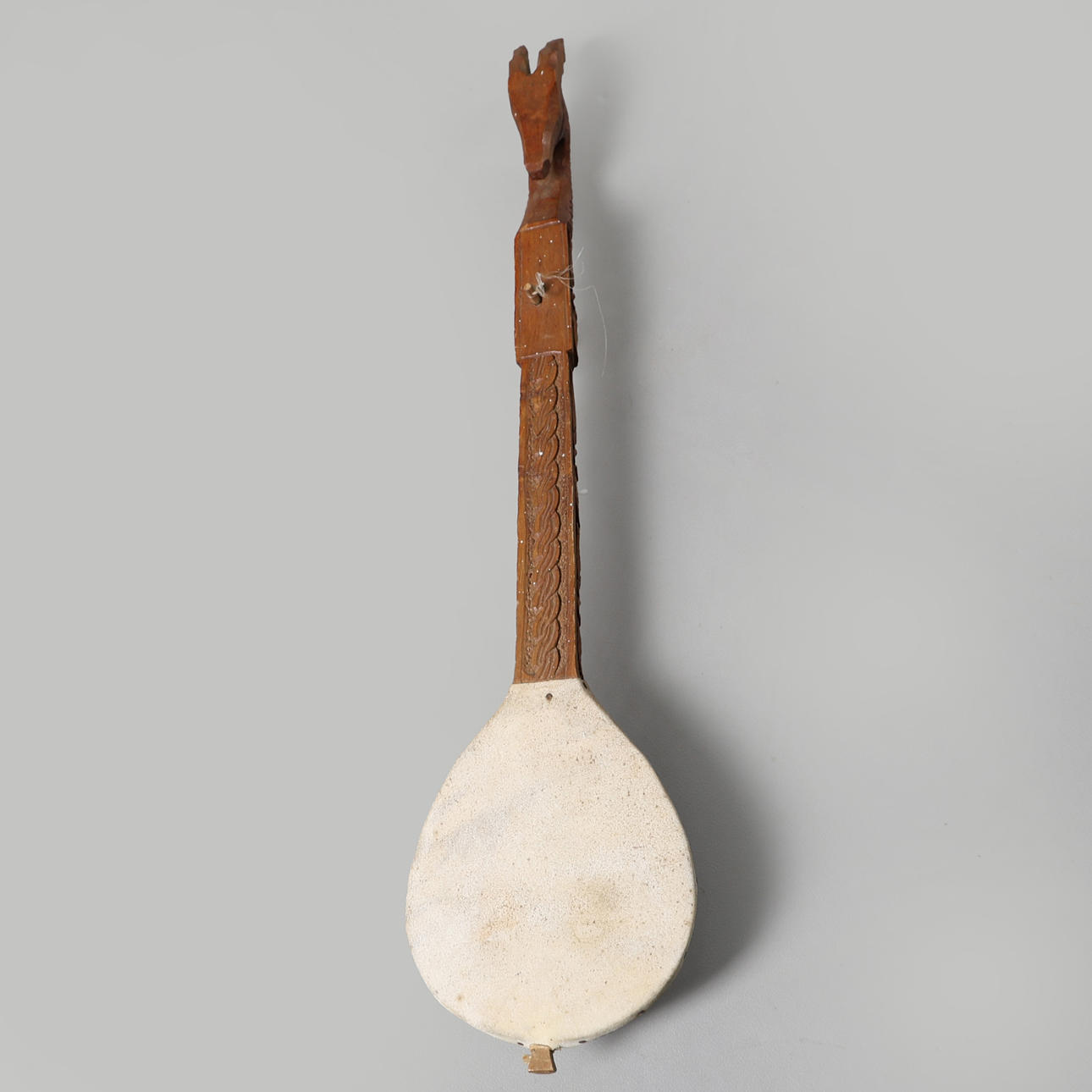 VEISTETTY YKSI NARU.