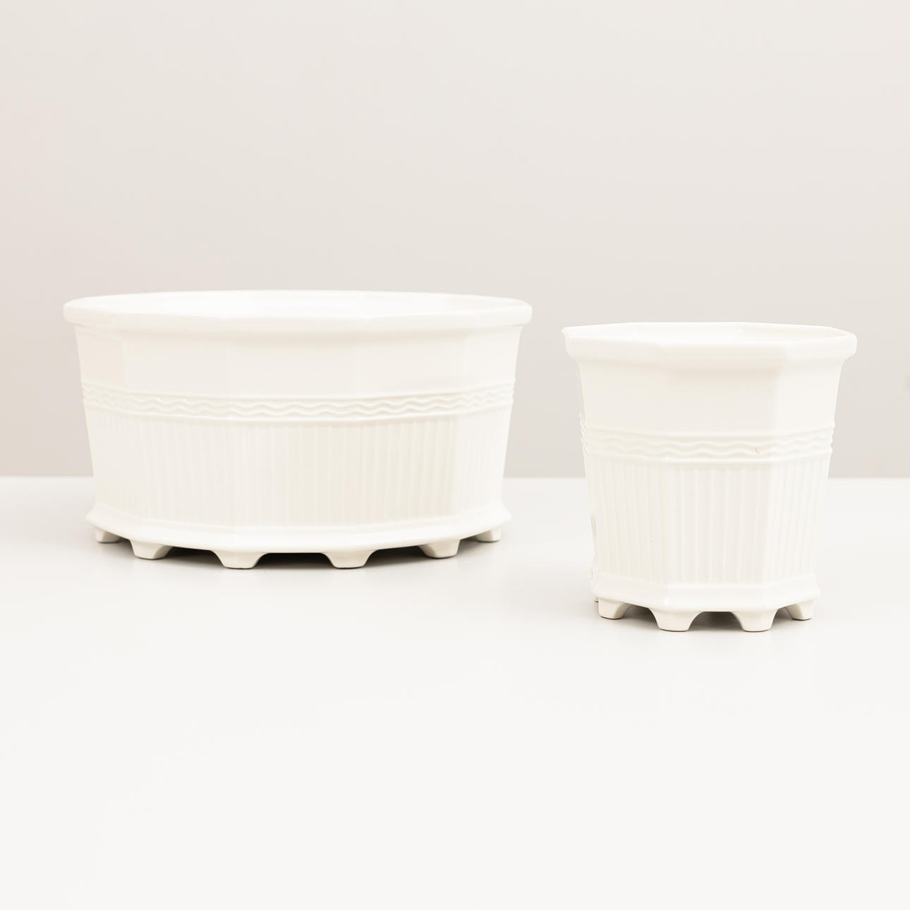 YTTERFODER, 2 st, porslin, "Prins Eugens Waldermarsudde" Gustavsberg.