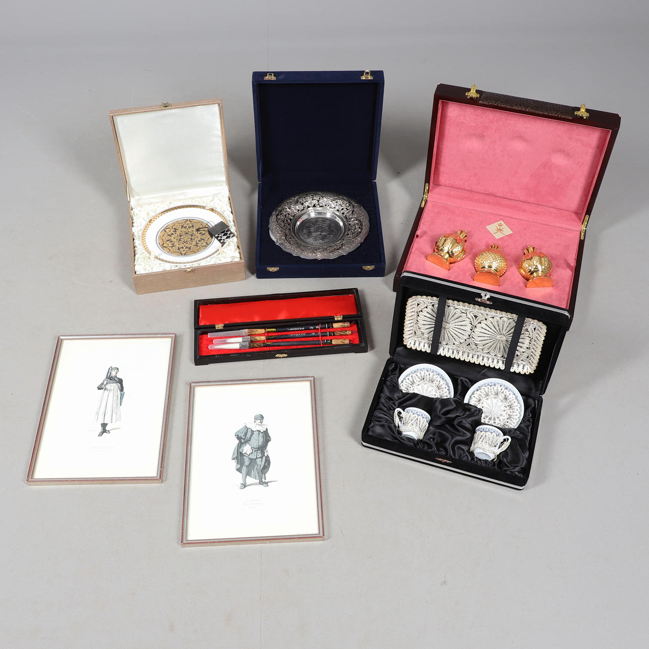 PRESENTARTIKLAR I MELLANÖSTERN.