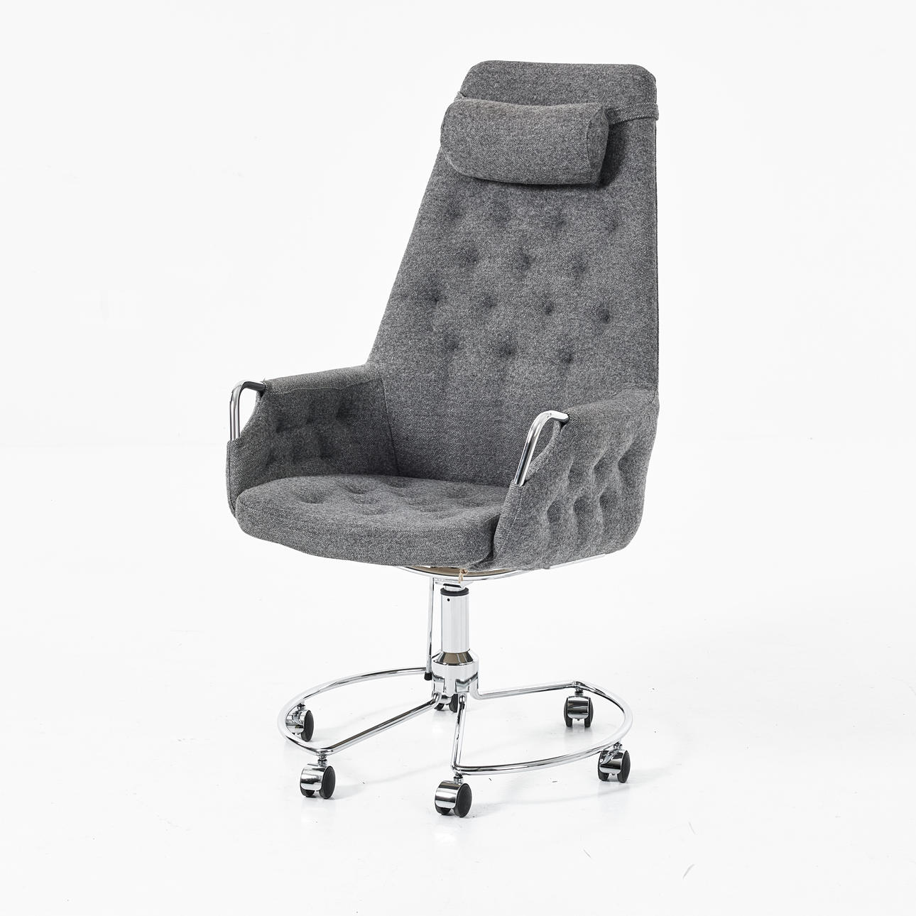 BRUNO MATHSSON. „Milton High“, skrivebordsstol, designår 1980.