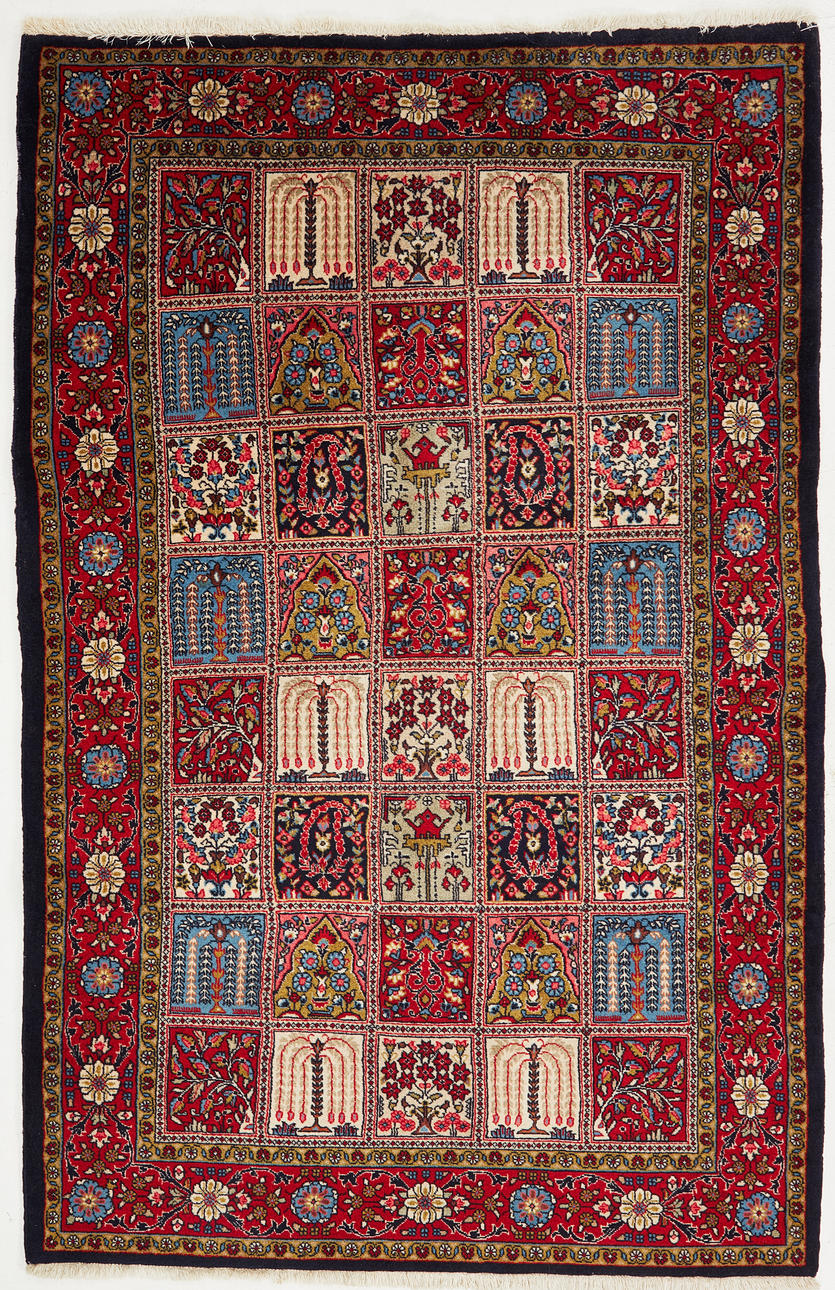 ORIENT CARPET. Bakhtiari, Persian, ca 211x137 cm.