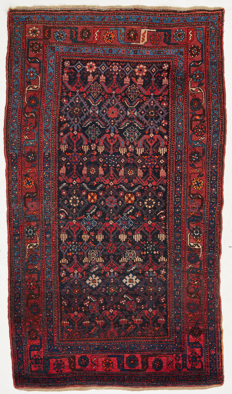 ORIENT CARPET. Persian, semiantique/old, approx. 228x128 cm.