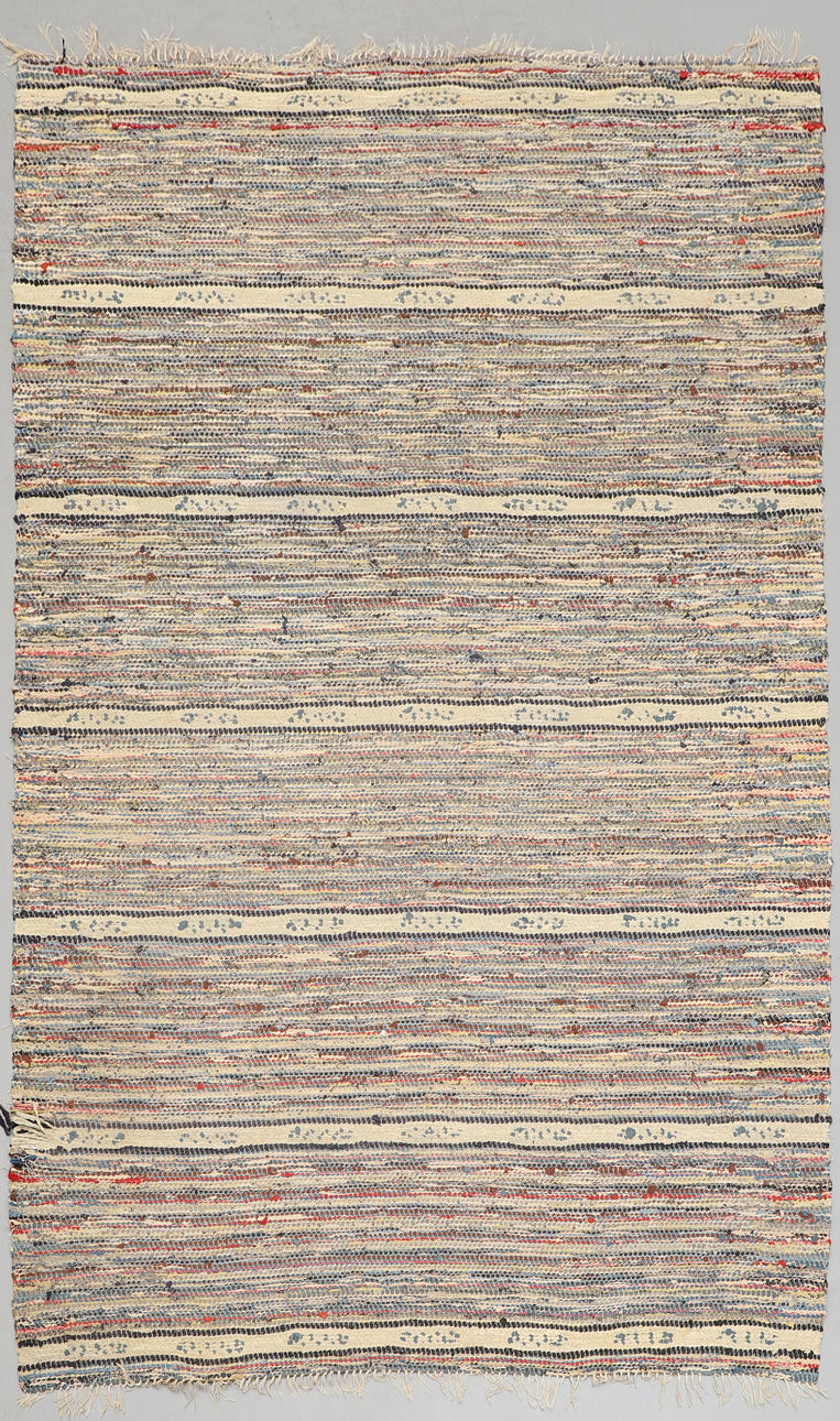 CLOTH CARPET, 300 x 210 cm.