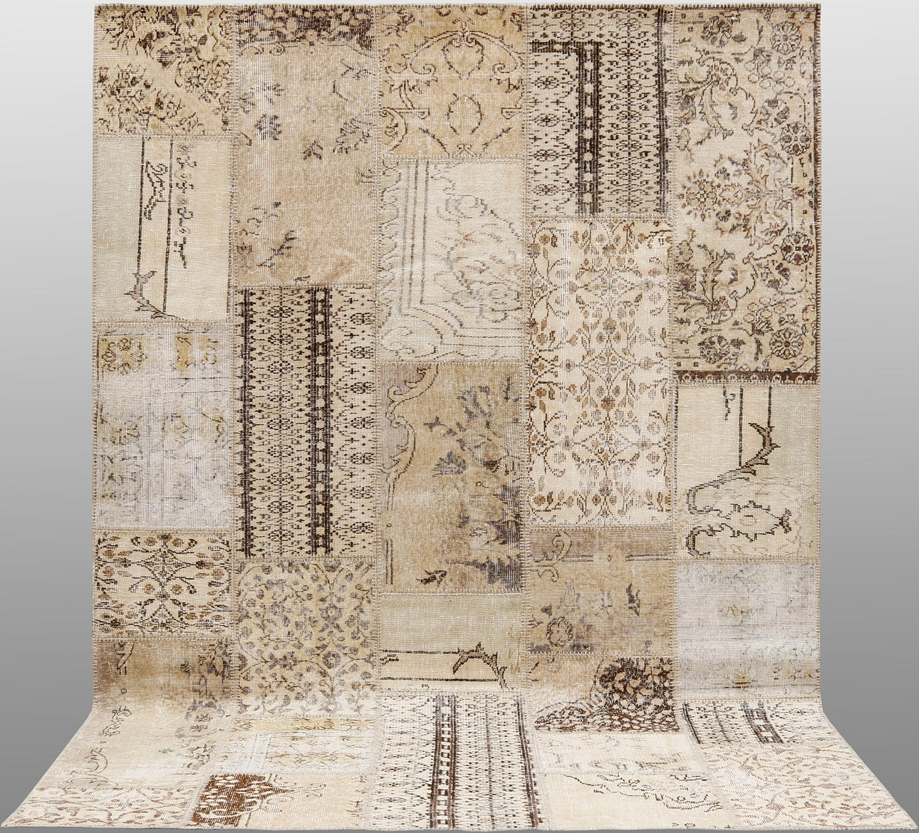 ORIENTMATTA, Patchwork. Ca 303 x 200 cm.