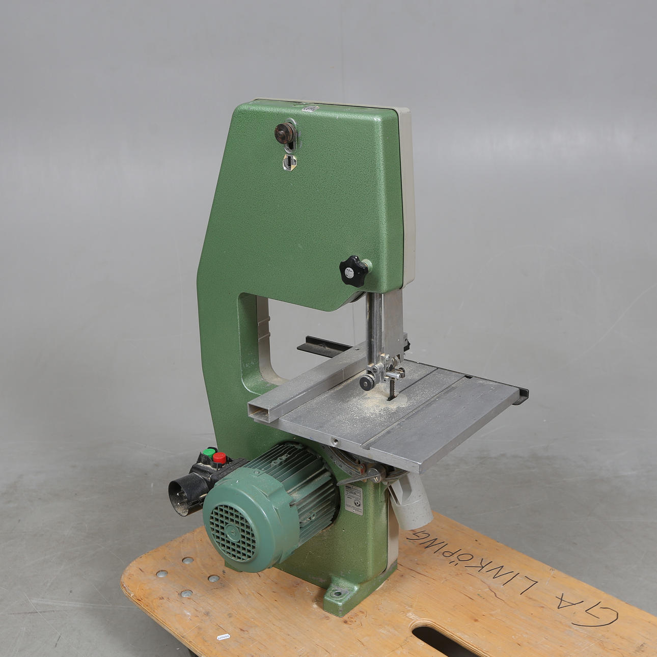 EINE BANDSÄGE, Inca.