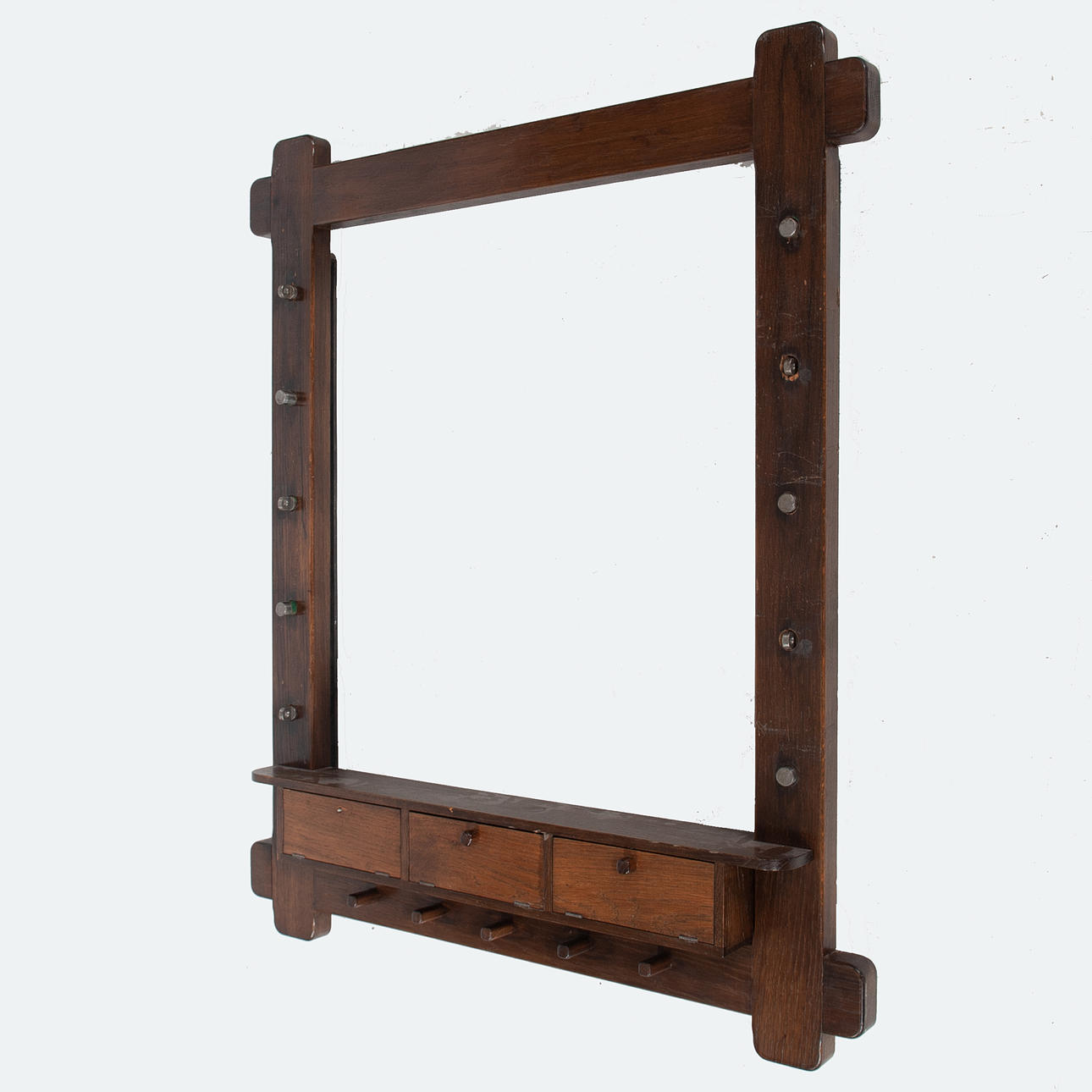 Våbenlager, midten af det 20. århundrede.