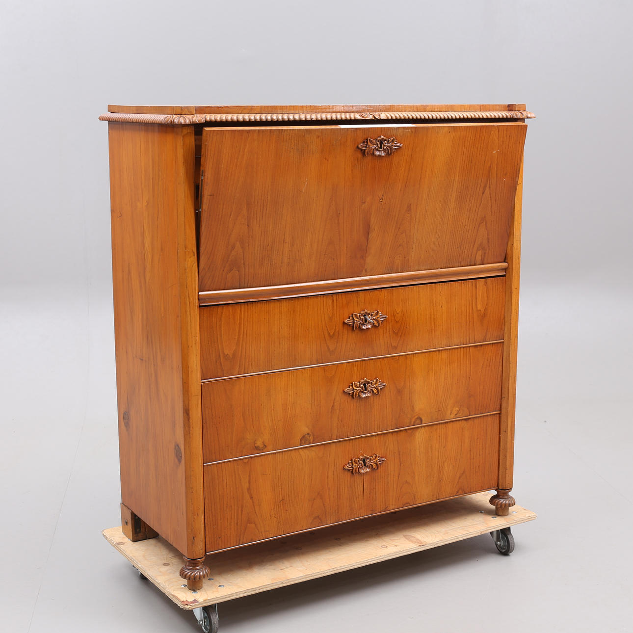 An early 20th century chiffon.