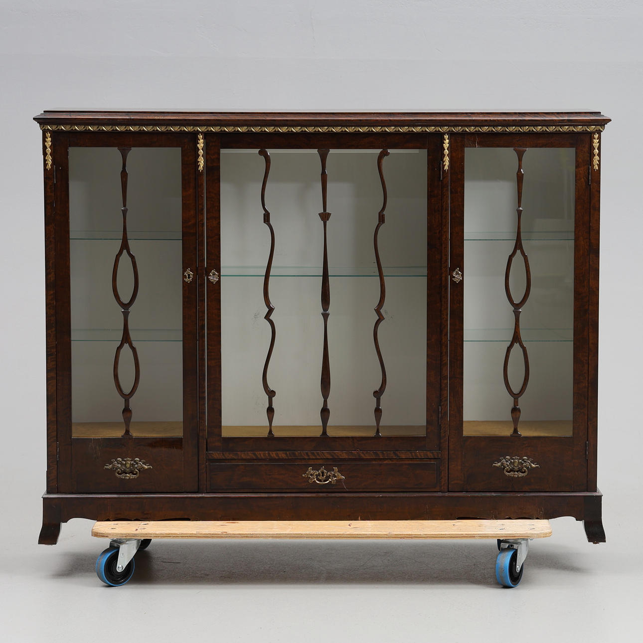 A Chippendale-style bookcase, 1930s/40s.