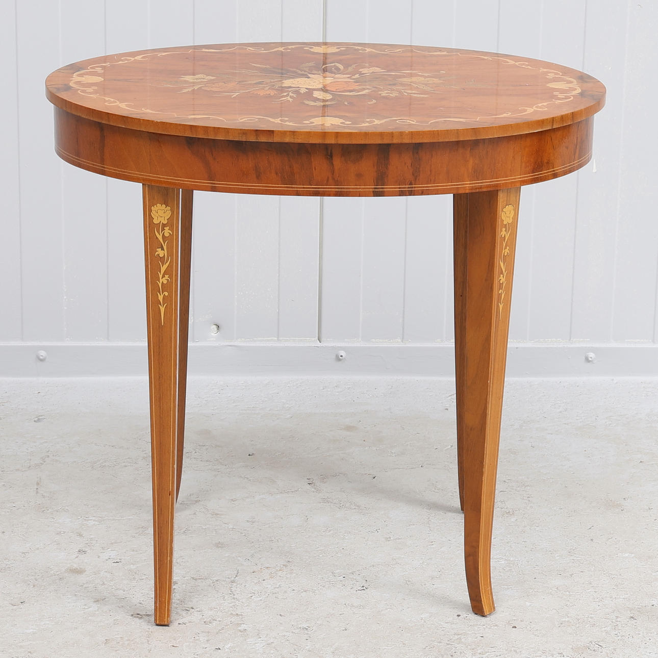 BORD, trä, Mapsa, Swiss musical movement.