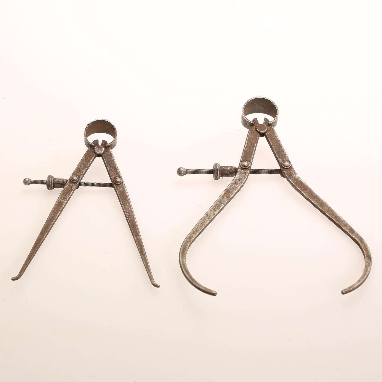 MEASURING TOOLS, 2 pieces, Crank circle, forging.