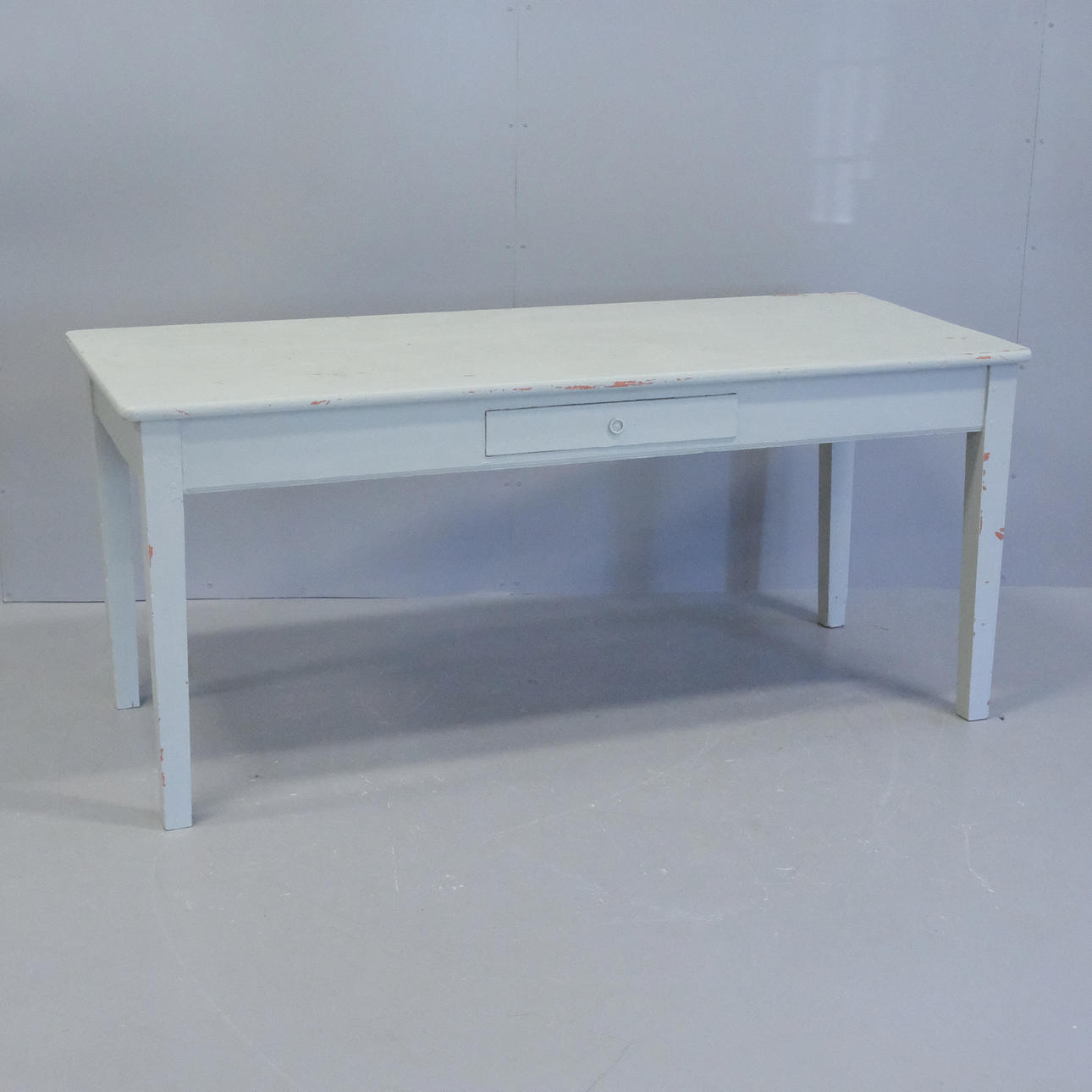 COUNTRY DINING TABLE WITH DRAWER.