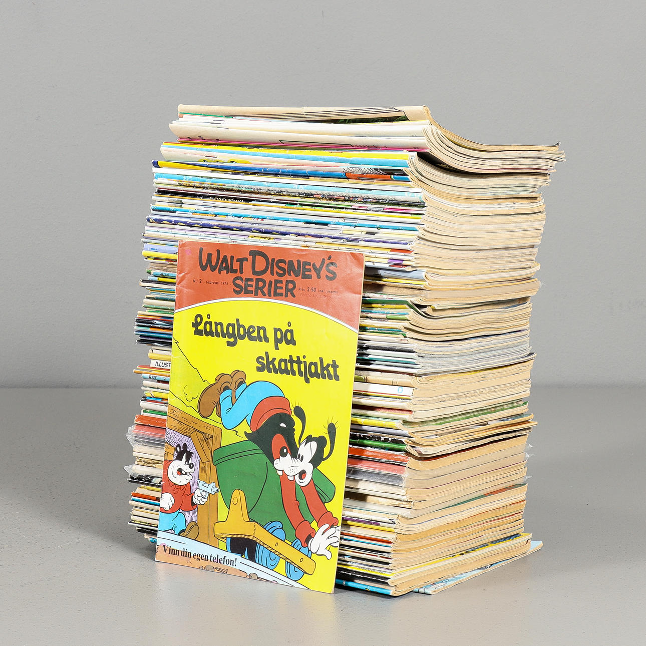 Tegneserier omkring 120 stykker.