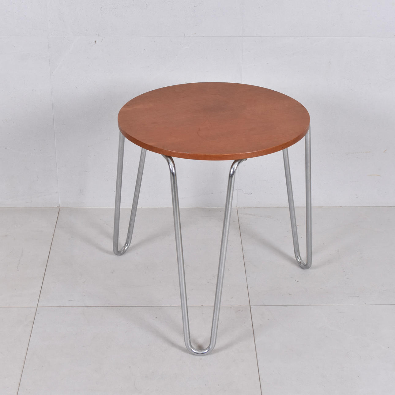 Sidebord, metalbenstativ, teakplade 1950'er/60'ere.