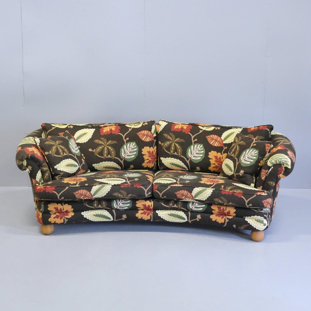 KAAREVA SOHVA KASVIKORISTEELLA, ANDERSSONIN VELJEKSET.