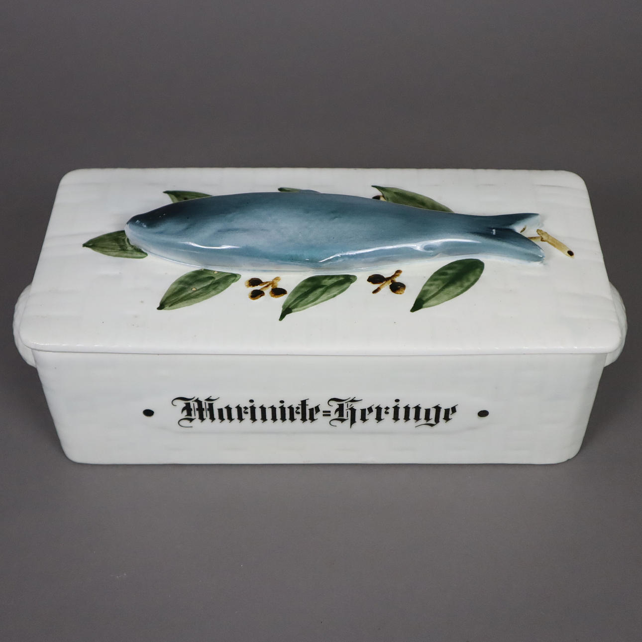 - Art deco HERRING BOX - around 1920/30, ceramic.