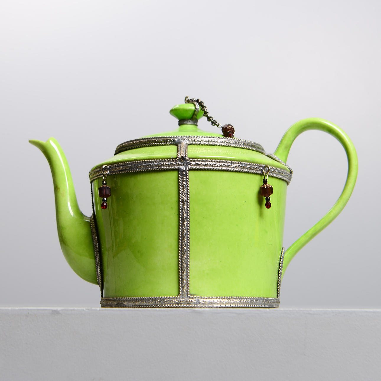 TEAPOT, porcelain, Creatine Martine Goron Paris.
