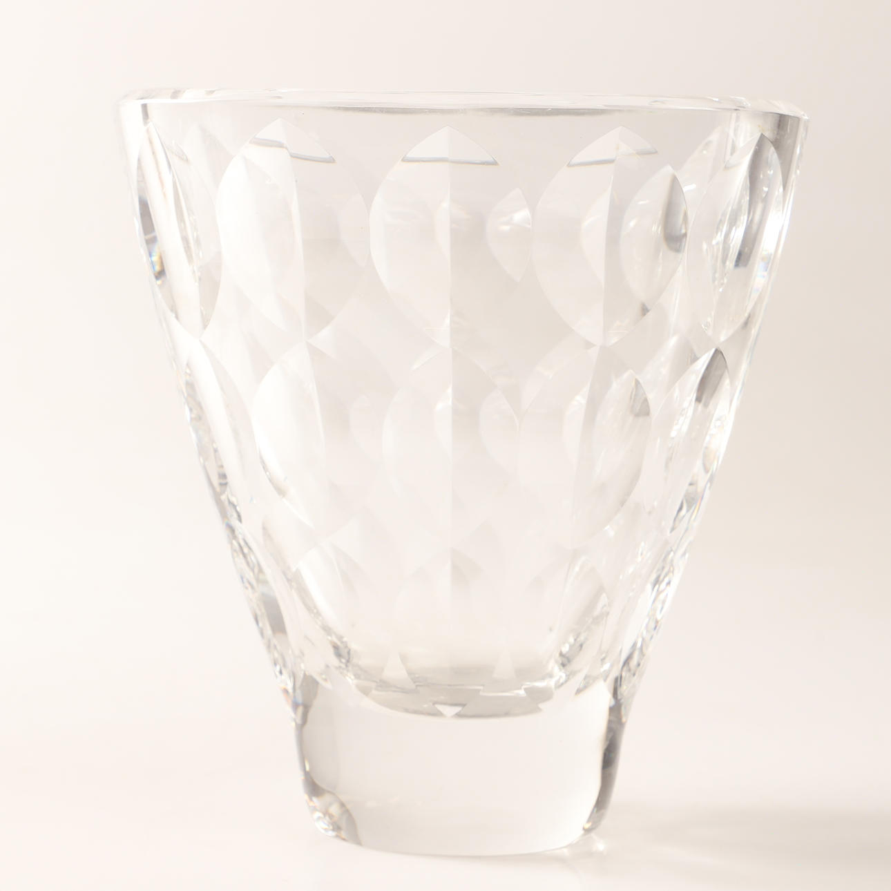 INGEBORG LUNDIN. Vase, glass, Orrefors, signed.