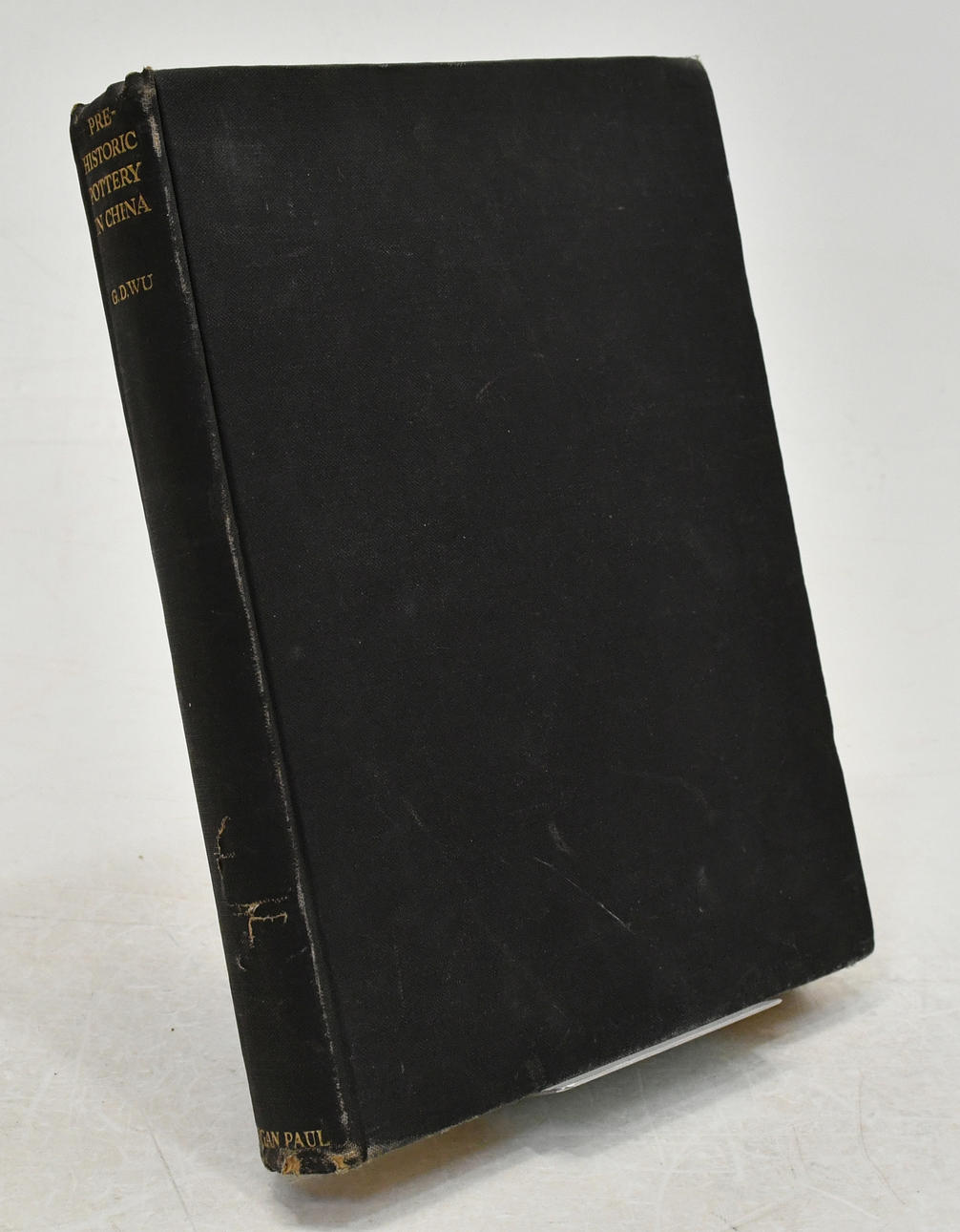 Prehistoric Pottery in China. 1938.