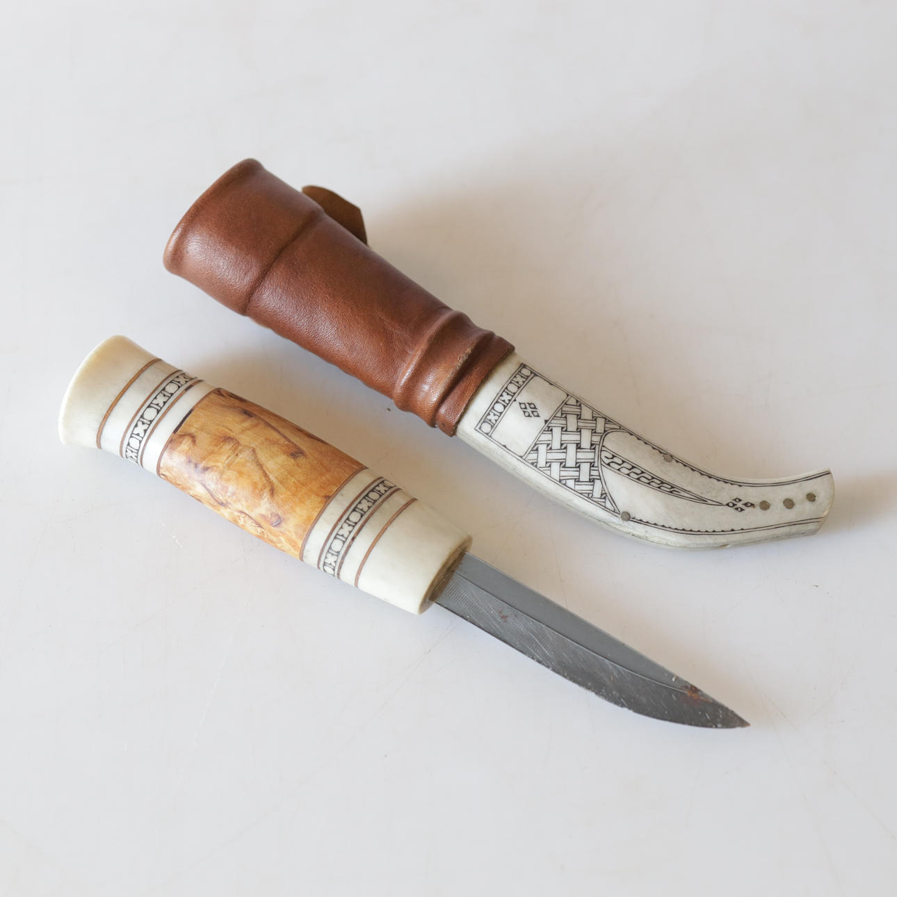 KNIFE, joint work, signed, unidentified manufacturer.