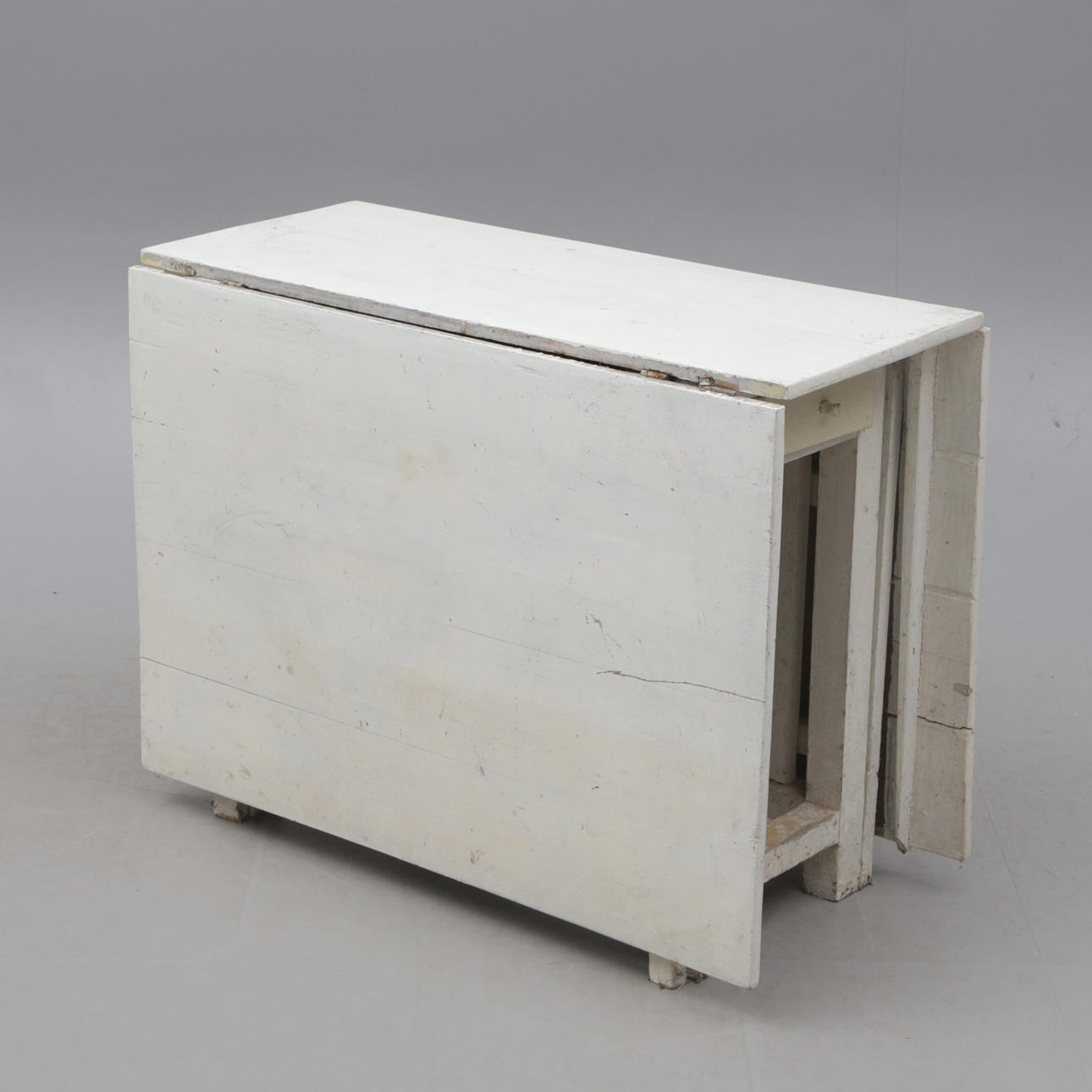 MESA PERFORADORA, de uso general.