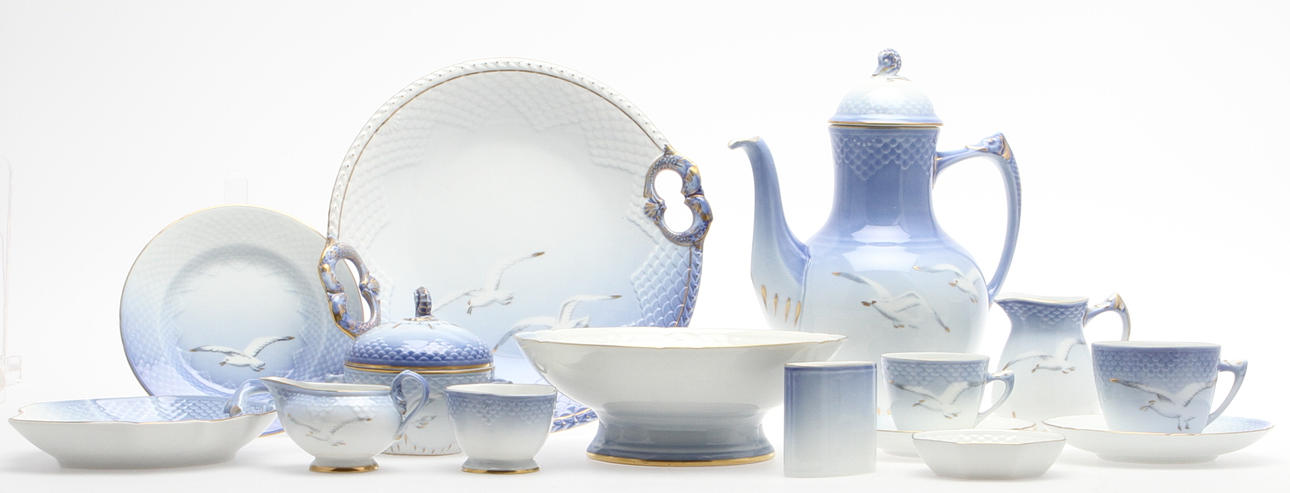 KAFFE OCH MOCCASERVIS, 50 delar "Måsen", porslin, Bing & Gröndahl.