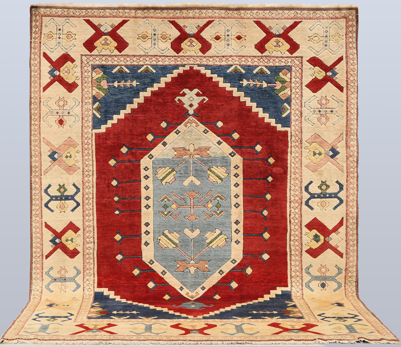 ORIENT CARPET. Kars 302 x 236 cm.
