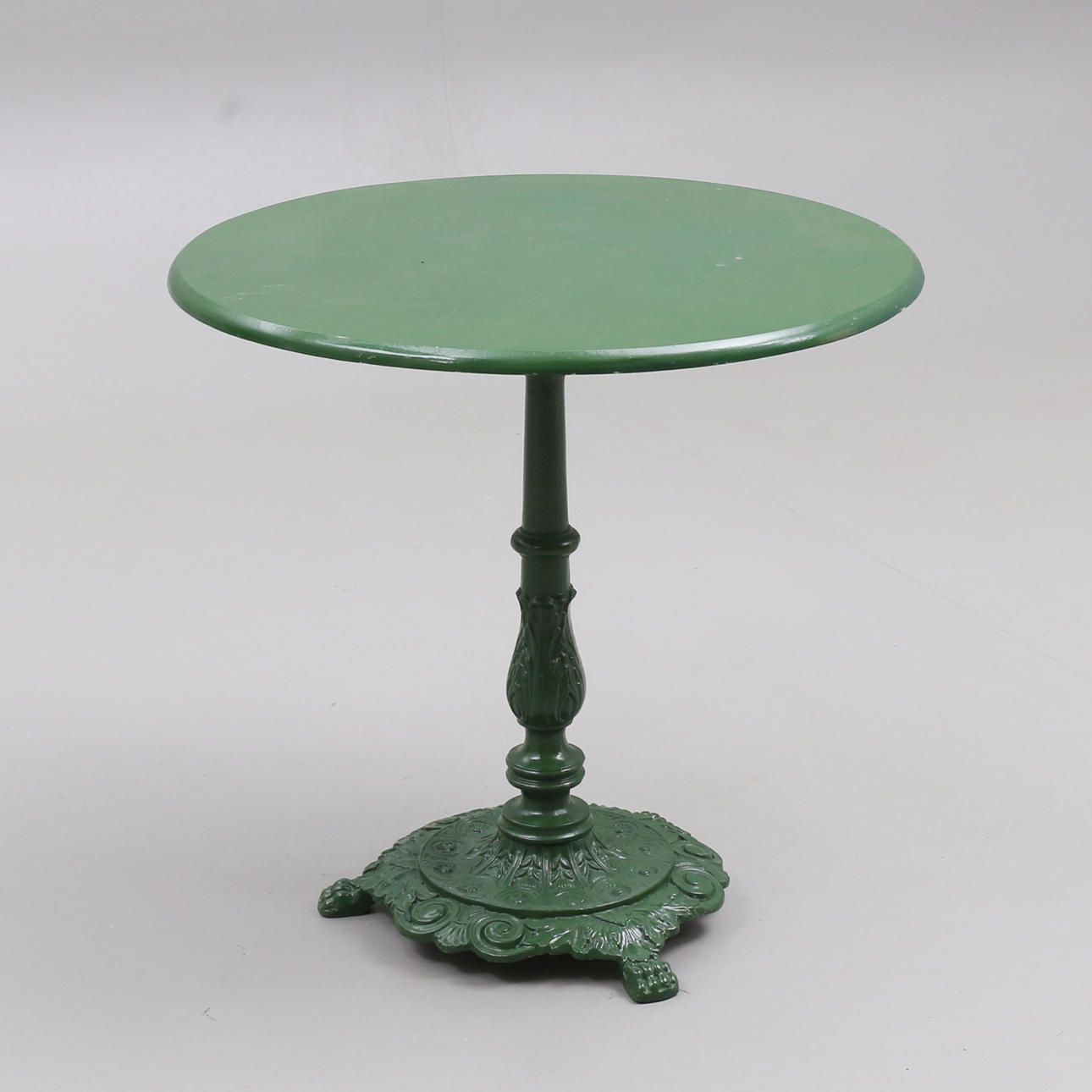 HAVEBORD, støbt metal, Byarum.