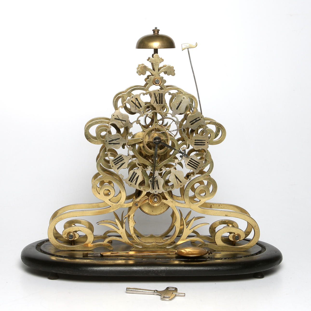 BORDSUR, mässing, 8-dagars "skelettur", England. 1800-tal.