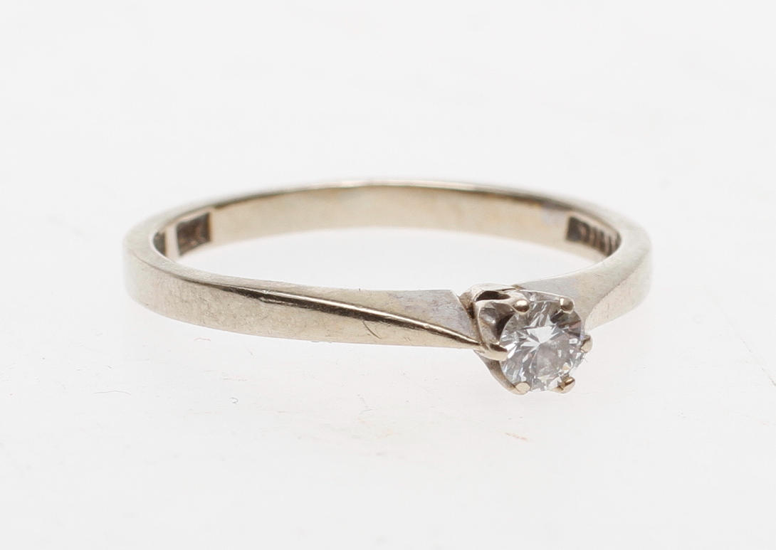 RING, 18k vitguld med diamant. 0,14 ct, Stigbert, vikt ca 2,3 gram.