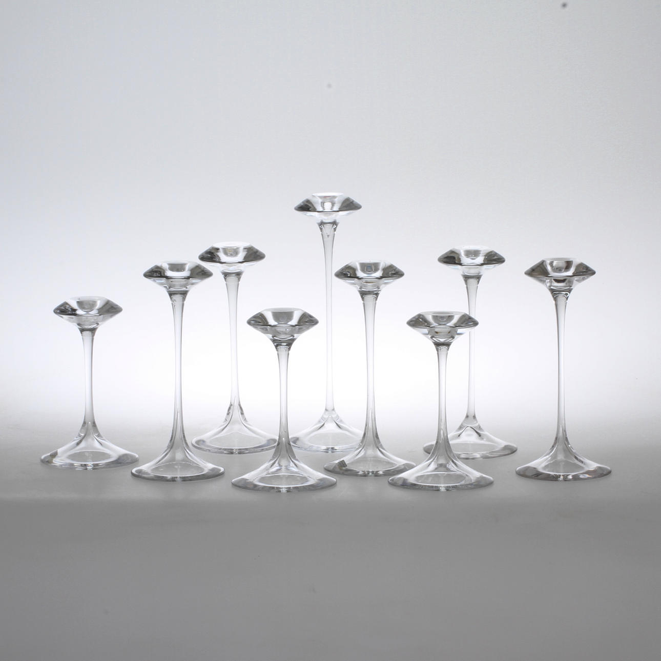 LJUSSTAKAR, 9 st, glas, Kjell Engman, Kosta Boda, delvis signerade.