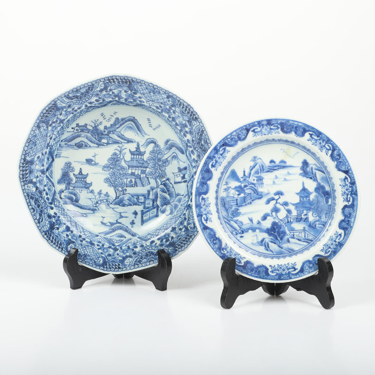 TALLERKENER, porcelæn, Kina.