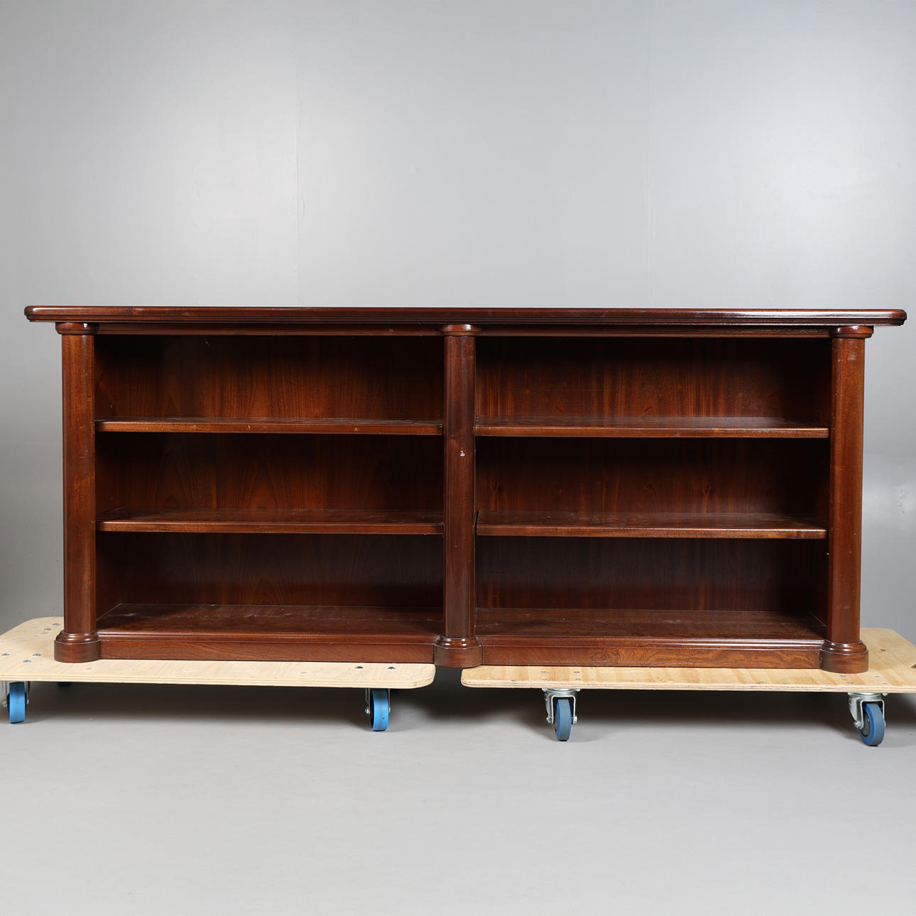 A LARGE 20TH CENTURY MAHOGANY OPEN BOOKCASE.
