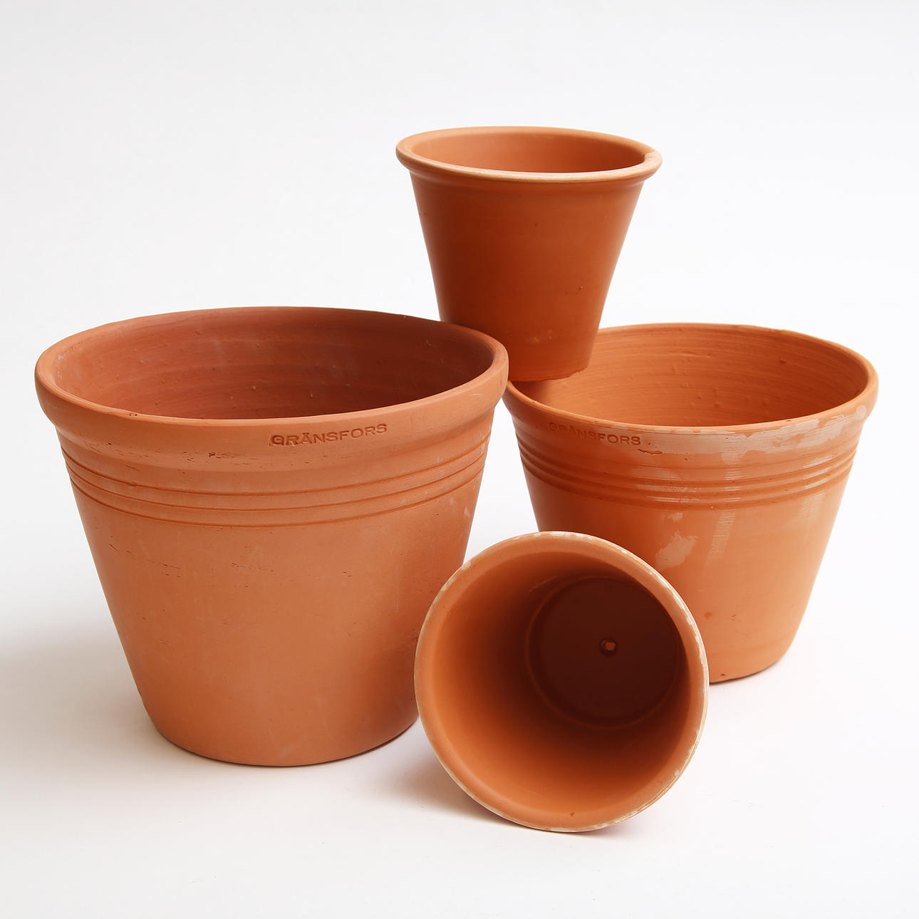 Ein Satz von 4 Tontöpfen, Gränsfors.