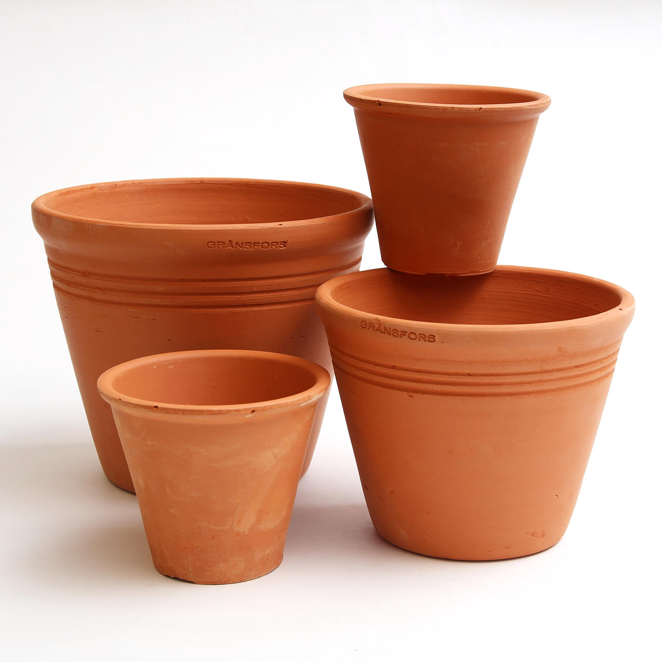 Ein Satz von 4 Tontöpfen, Gränsfors.