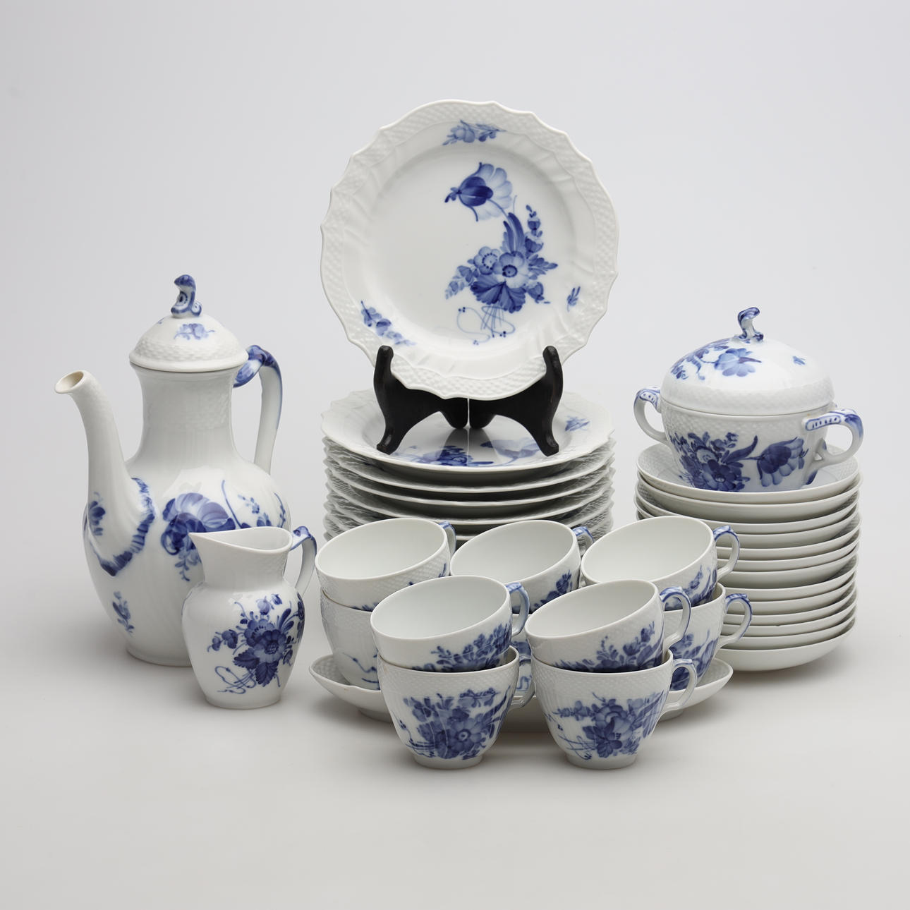 Ein 39-teiliges Kaffeeset, „Blå Blomster“, Royal Copenhagen.