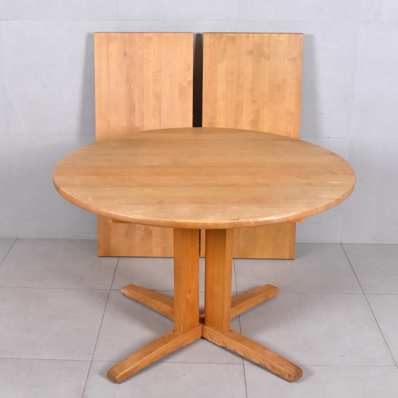 YNGVE EKSTRÖM. Table “Björka”, Stolab, 1989.