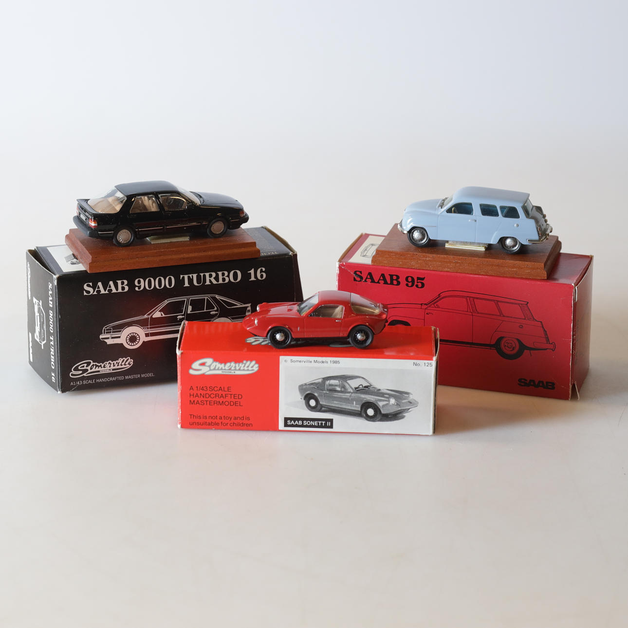 MODELLAUTOS, 3 Stück, „SAAB“, Somerville Models, England.