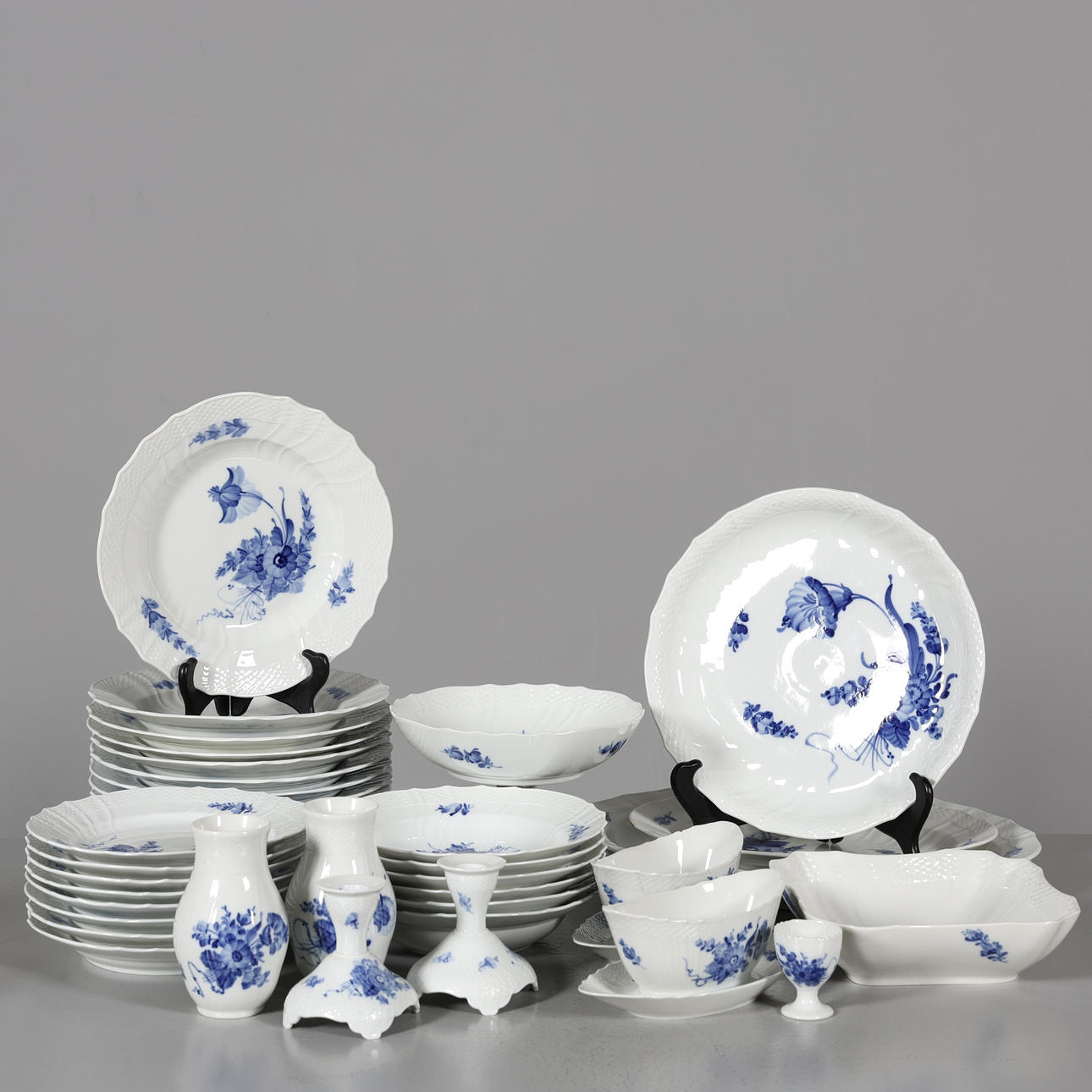 A 38-piece tableware set, “Blå Blomster”, Royal Copenhagen.