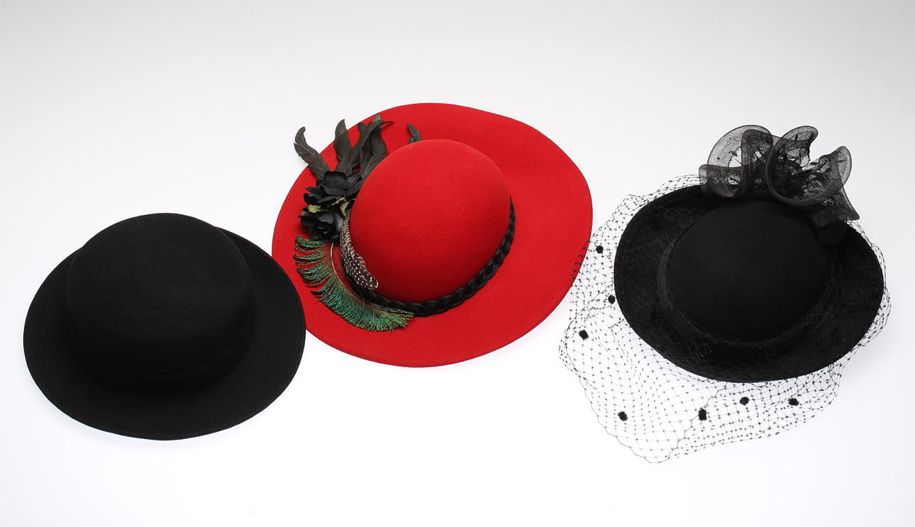 DAMHATTAR, 3 st, USA, 1900-talets andra hälft.