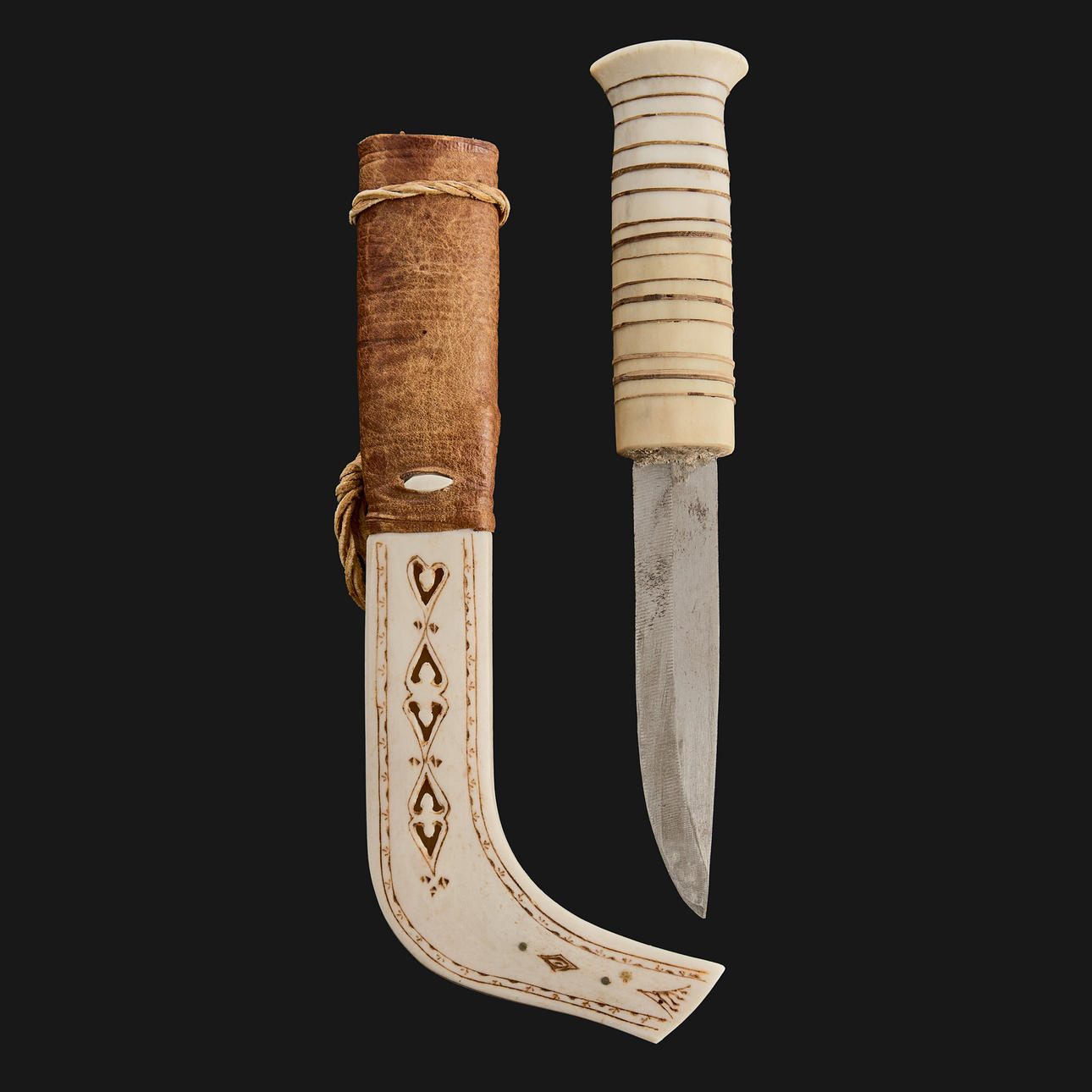 KNIFE, Sami, signed “PS”, half-horn knife.