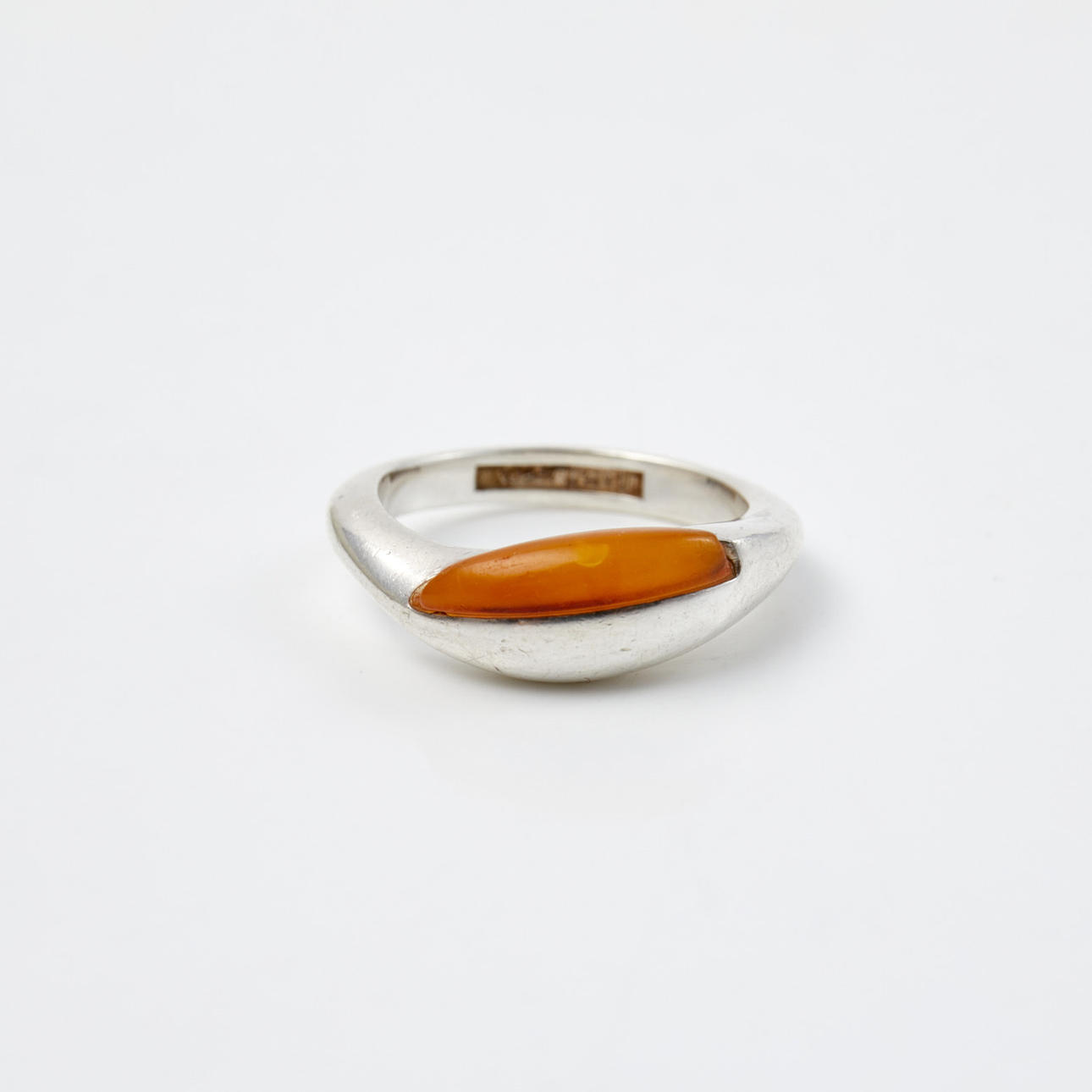 POUL HAVGAARD. Lapponia, ring, Silver and Amber.