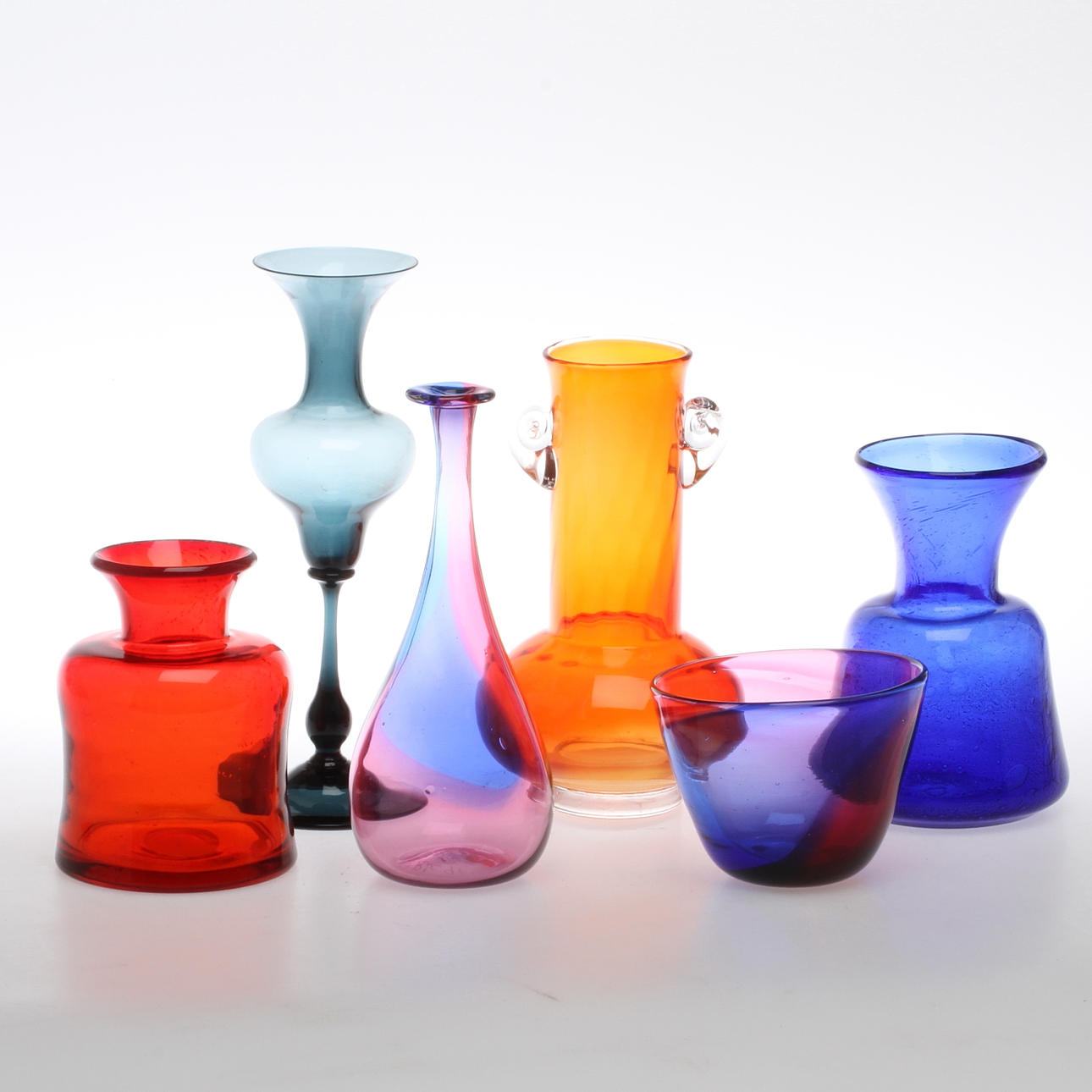 PARTI GLAS, 6 delar, vaser samt skål, bland annat Erik Höglund, Boda, Hugo Gehlin, Gullaskruf, 1900-tal.