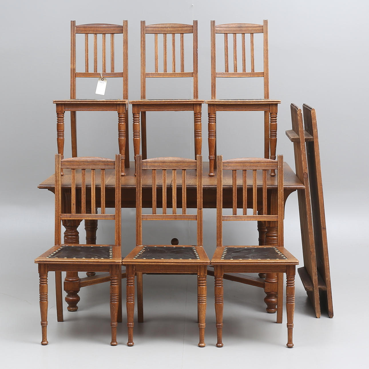 MATSALSMÖBEL, ek, tidigt 1900-tal.