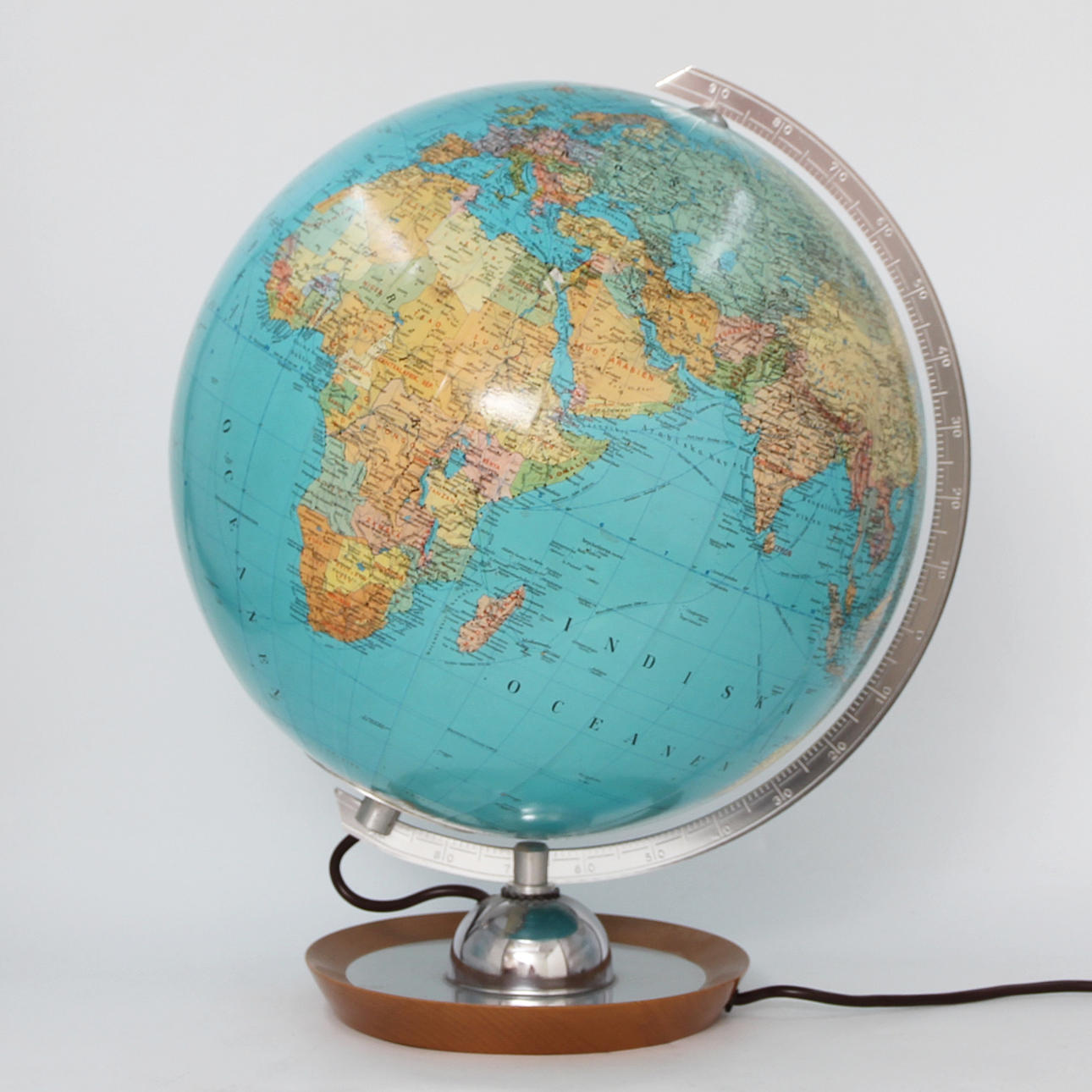 KLODE MED BELYSNING, GLAS, JRO-VERLAG MÜNCHEN, TYSKLAND.