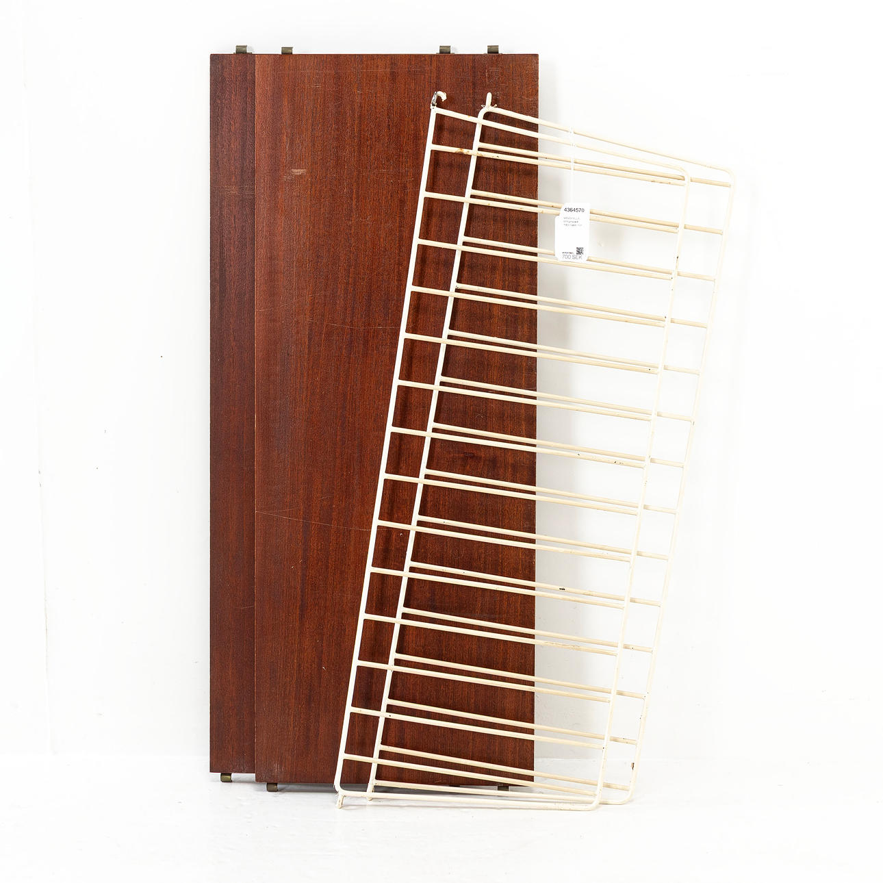 A mid 20th century string wall shelf.