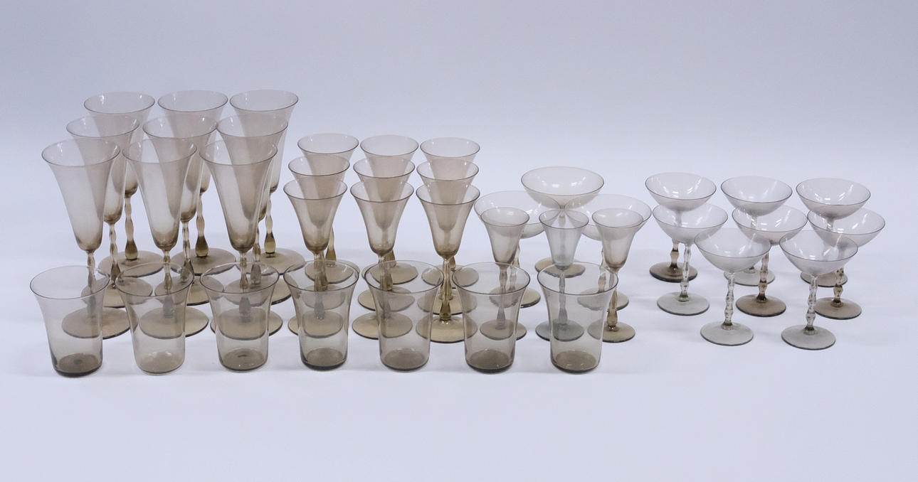 SIMON GATE. TABLEWARE PARTS, ORREFORS-SANDVIK, 36 PIECES.
